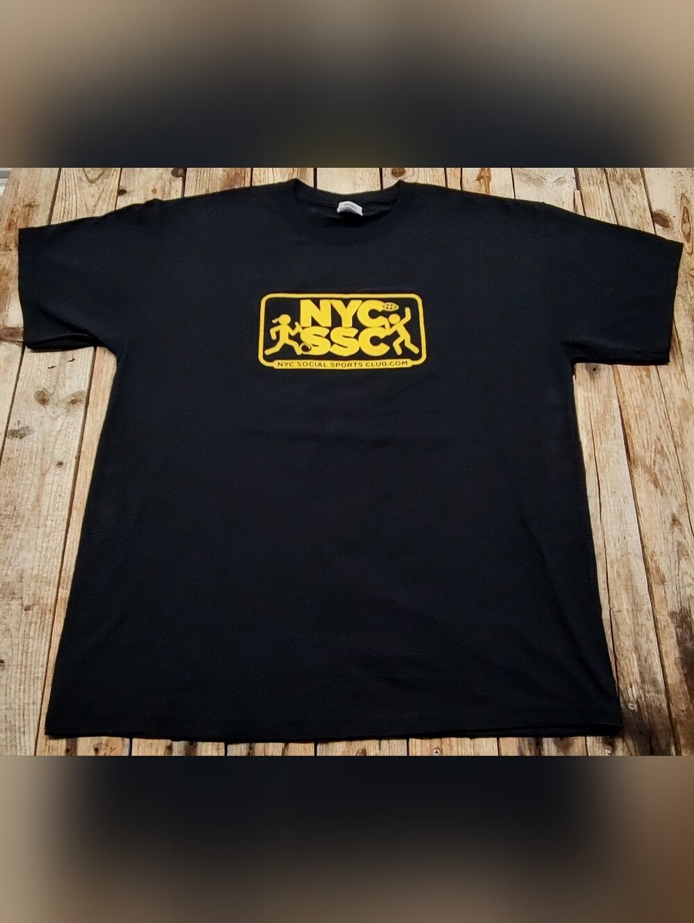2000's NYC Social Sports Club T-shirt men's size Large